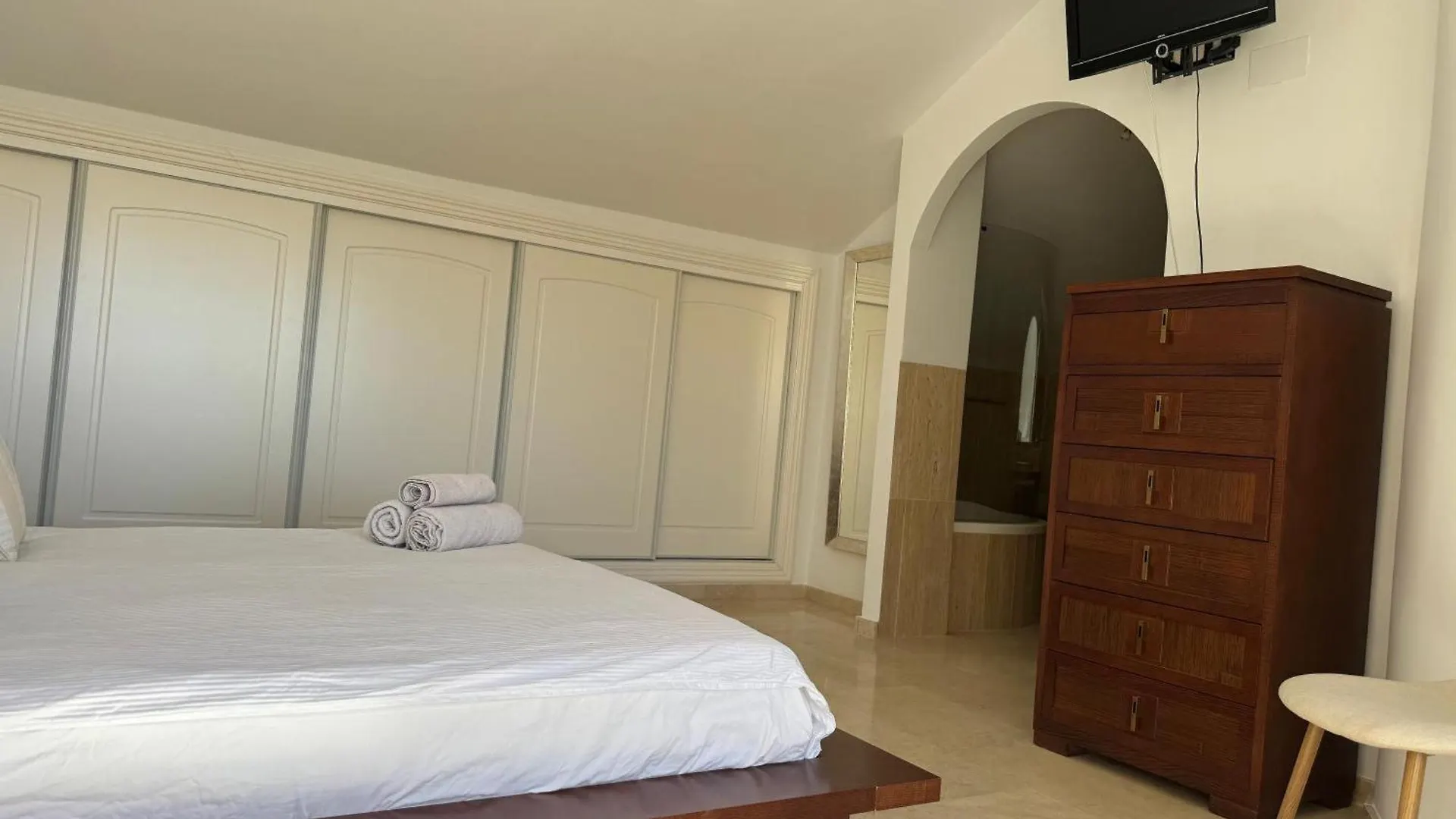 Piso-Lechuza Elviria Marbella 2 Apartment